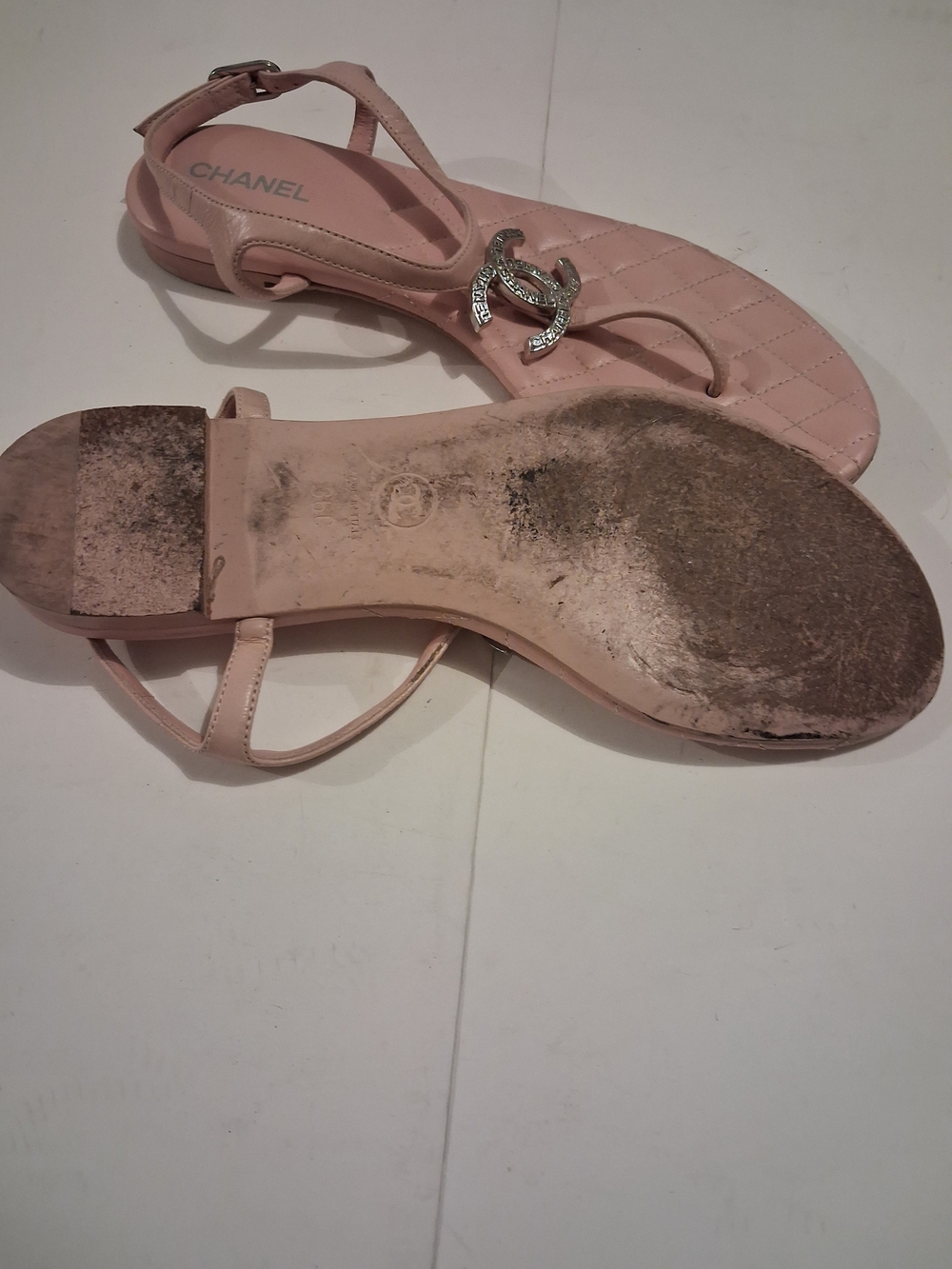 CHANEL Pink Quilted Logo Thong Sandals - Picture 6 of 16